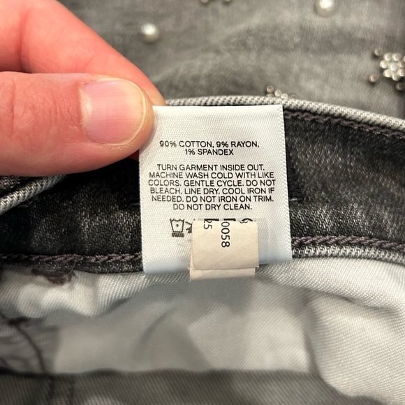 Express High Waisted Ripped Pearl Embellishment Modern Straight Jeans - Picture 14 of 16